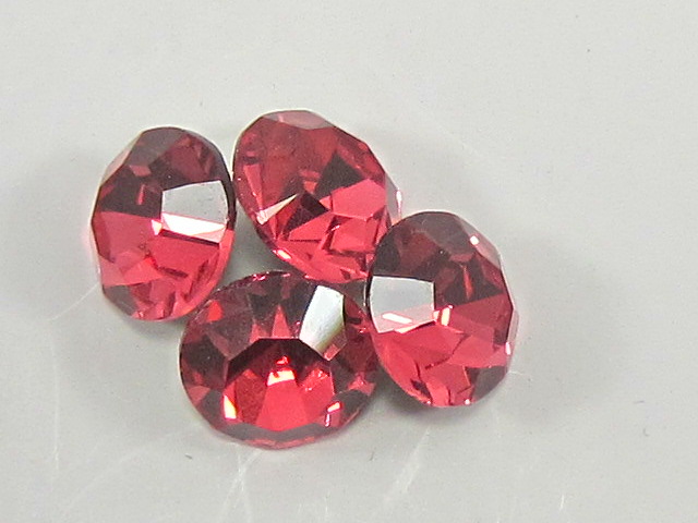 ss39 12pcs. INDIAN PINK (maxima) POINTED BACK PRECIOSA Rhinestones